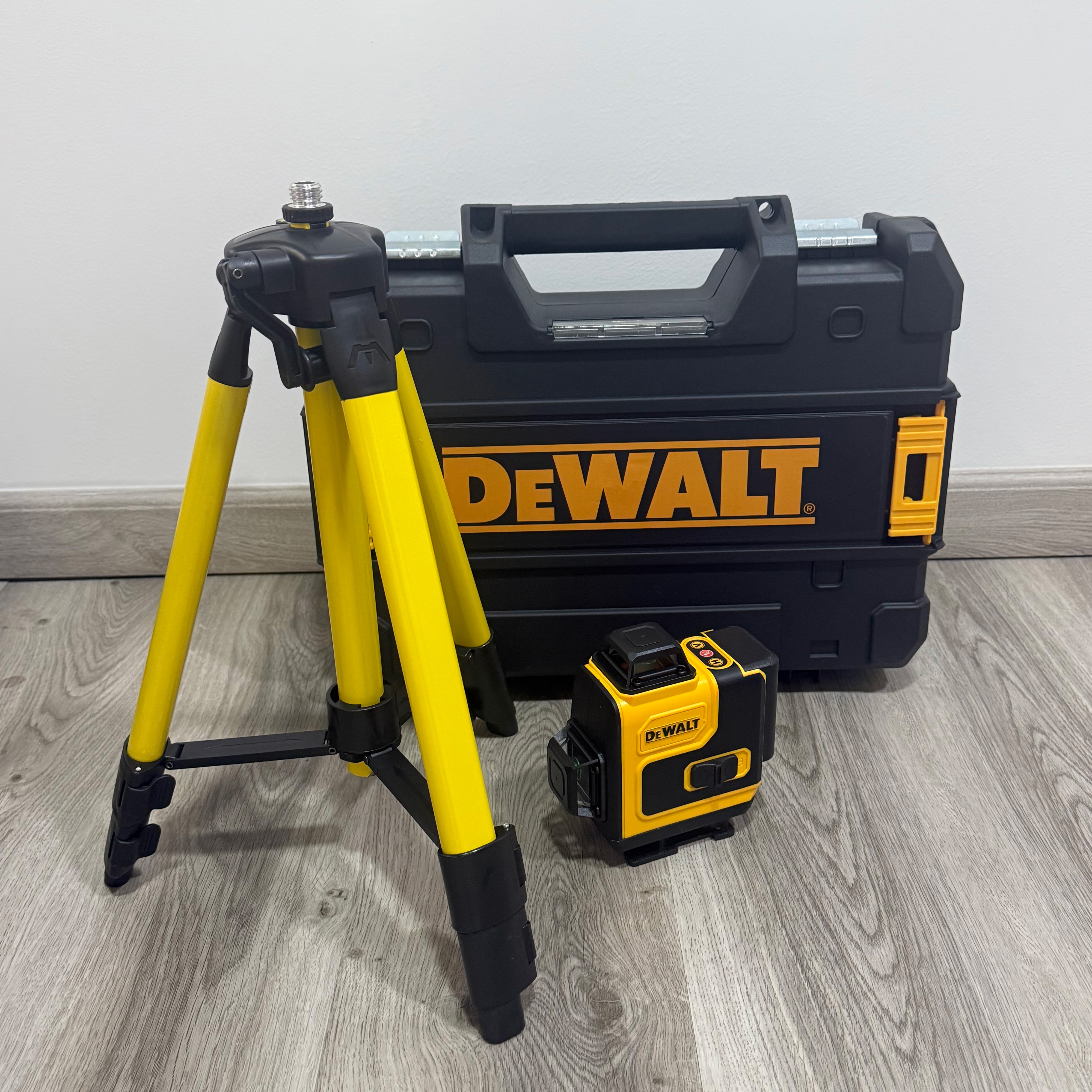 Miniatura 2 de Nivel Laser 16 Lineas DW